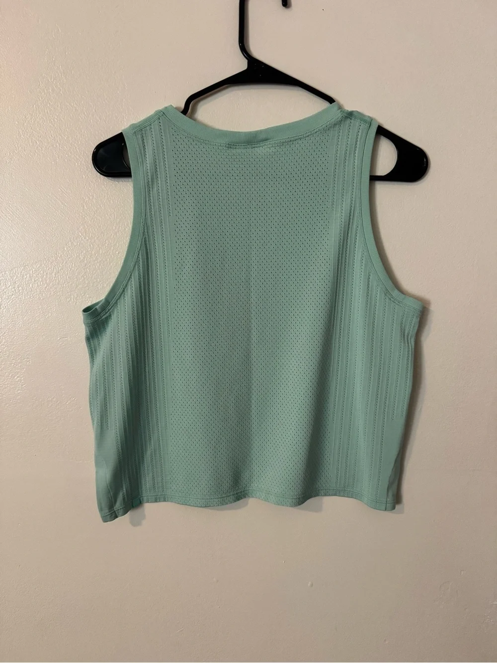 Lululemon Train to Be Tank Top in Wild Mint M